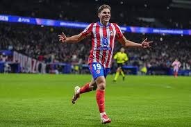 德州扑克高手远离边缘（德州扑克高手避开边缘牌局）