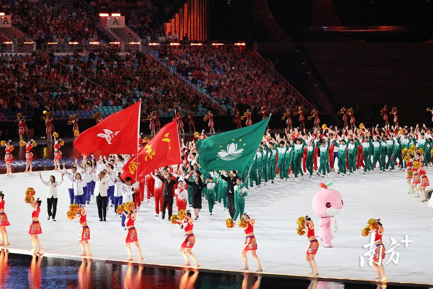 乒乓球——第十五届全国运动会（成年组）男子团体资格赛第四轮：北京八喜队胜辽宁队